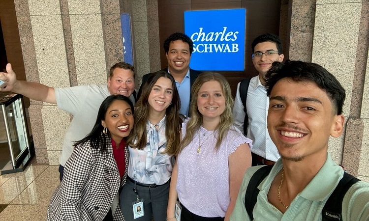 Schwab Jobs Interns in San Fran